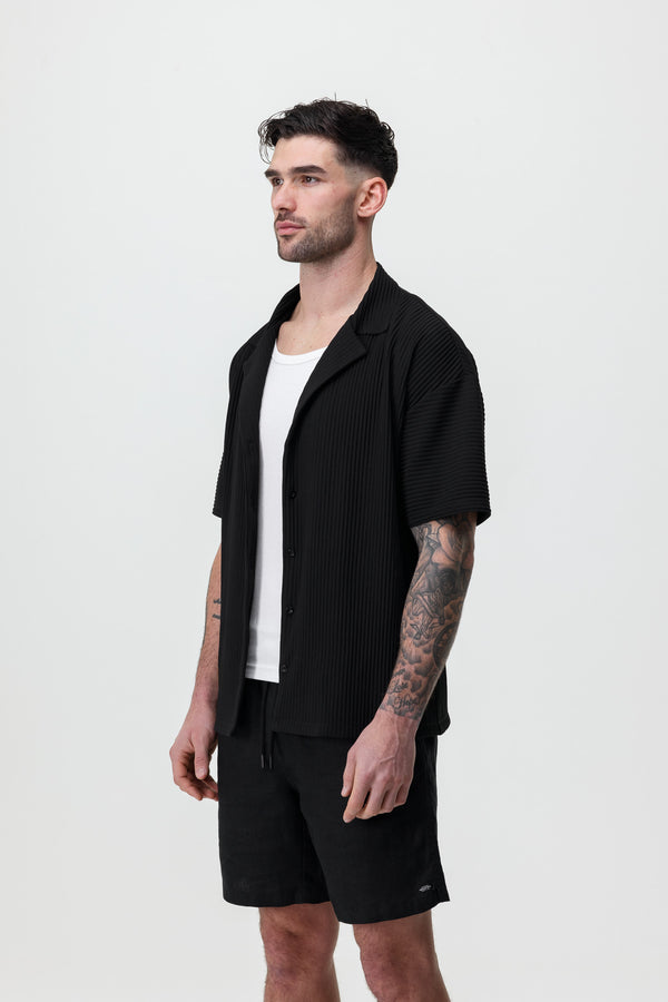 PLEATED SHIRT - BLACK